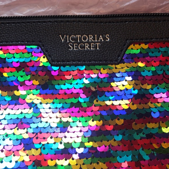 Victoria’s Secret cosmetic bag / clutch - Picture 3 of 5
